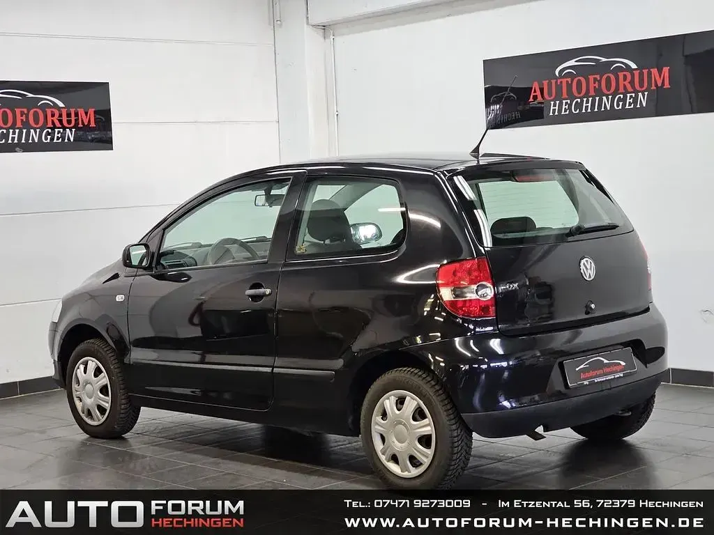 Second-hand VW Fox 54 CP (39 kW) 2007 Negru Hatchback