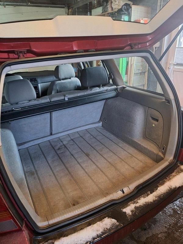 Gebraucht VW Golf IV 75 PS (55 kW) 1999 Rot Kombi