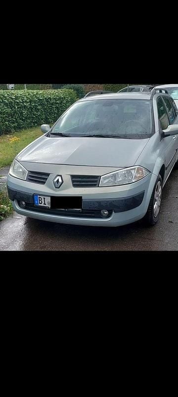 Silber Gebraucht 2004 Renault Mégane II Kombi | 700 € (Superpreis) - Bild 1/4