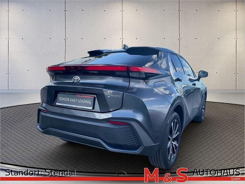 Neu Toyota C-HR Team 223 PS (164 kW) 2025 Grau SUV