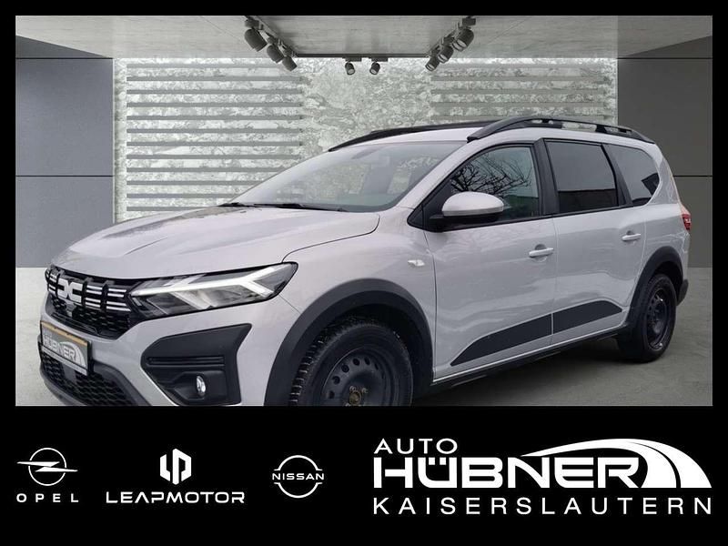 Usado Dacia Jogger Expression 110 HP (80 kW) 2023 Cinzento Monovolume