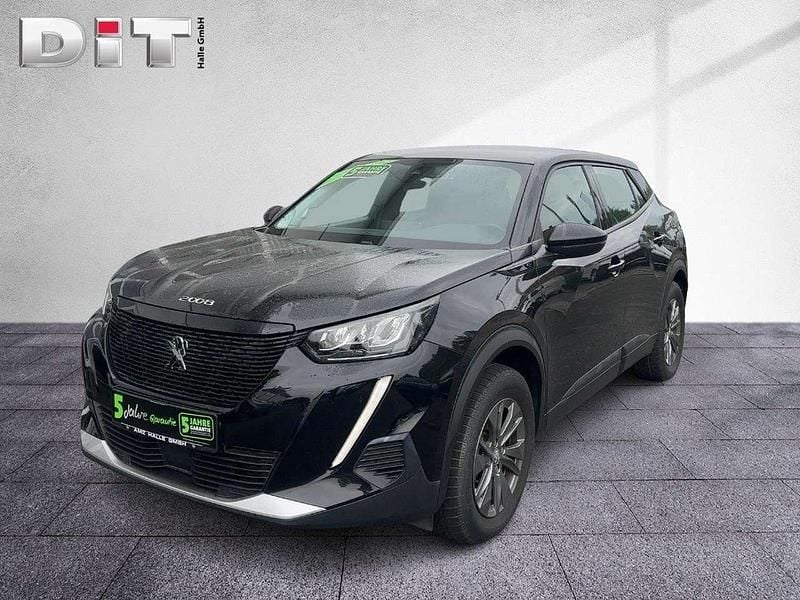 Lack onyx schwarz/typ aussenve Gebraucht 2020 Peugeot e-2008 Active SUV | 15.190 € (Superpreis) - Bild 1/4