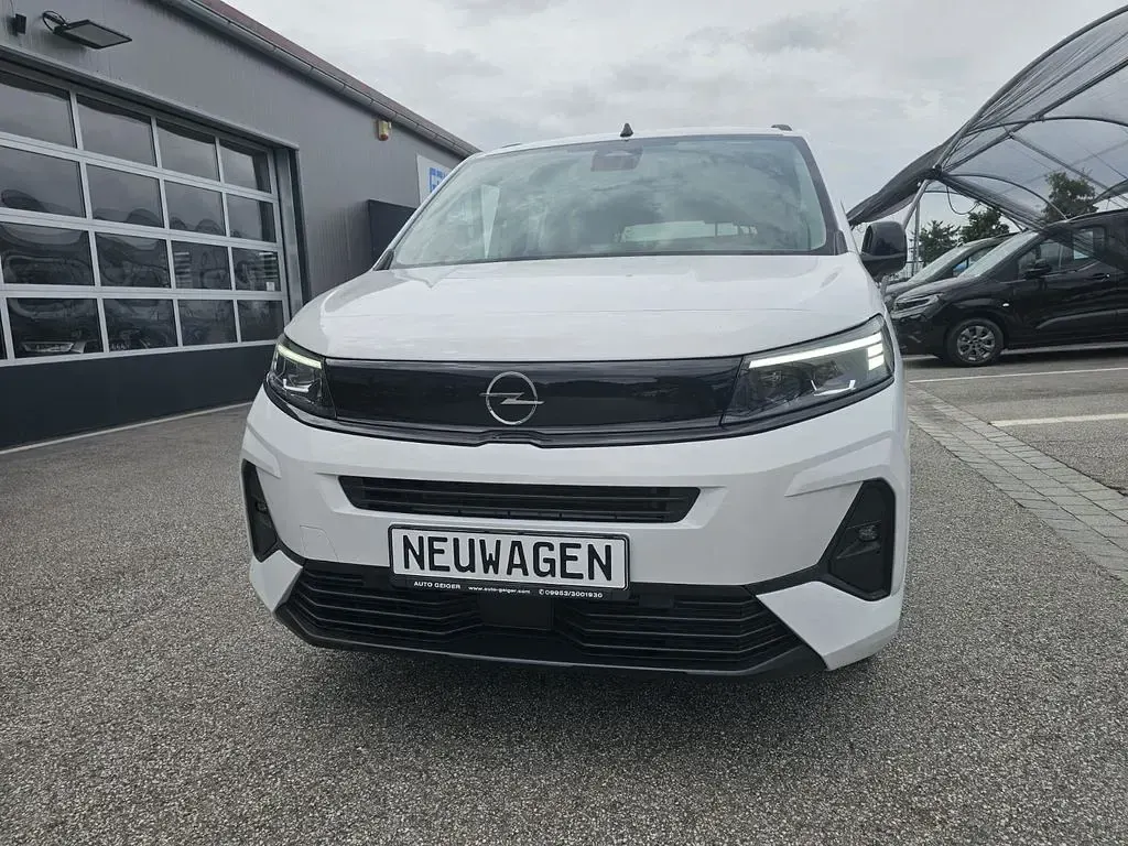 Neu Opel Combo Edition 131 PS (96 kW) 2026 Weiß Van / Kleinbus