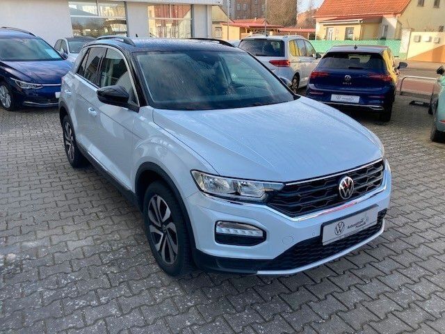 Gebraucht VW T-Roc Active 150 PS (110 kW) 2021 White silver metallic (metallic) SUV
