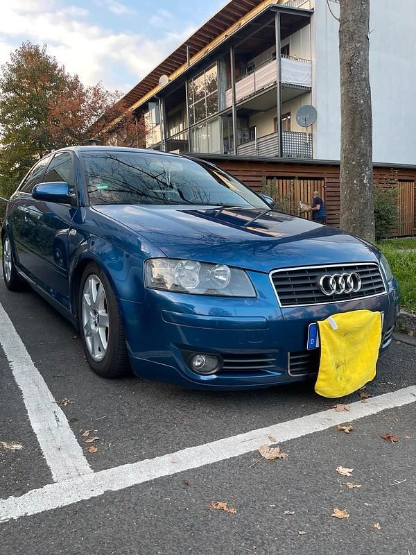 Blau Gebraucht 2003 Audi A3 Design Kleinwagen | 3.450 € (Fairer Preis) - Bild 1/4
