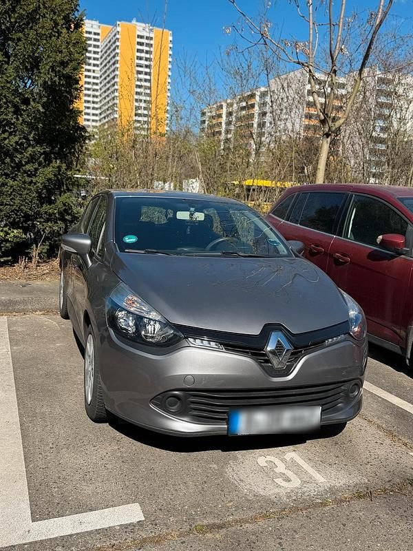 Second-hand Renault Clio IV 75 CP (55 kW) 2013 Gri Hatchback