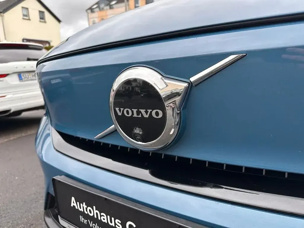 Gebraucht Volvo C40 Ultimate 169 kW (231 PS) 2023 Blau SUV