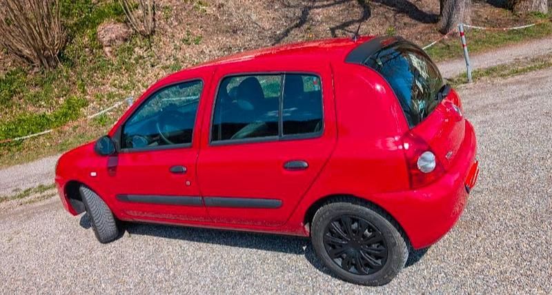 Gebraucht Renault Clio IV 75 PS (55 kW) 2012 Rot Kleinwagen