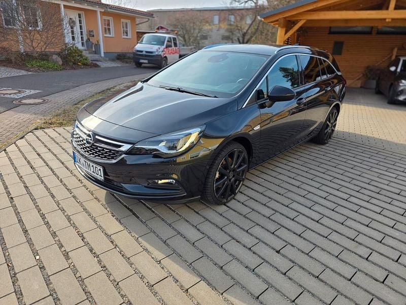 Gebraucht Opel Astra 160 PS (117 kW) 2016 Schwarz Kombi
