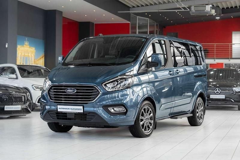 Blau Gebraucht 2020 Ford Tourneo Custom Titanium X Van / Kleinbus | 37.480 € (Guter Preis) - Bild 1/4