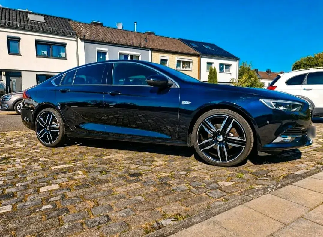 Gebraucht Opel Insignia Sport 170 PS (125 kW) 2018 Blau Limousine