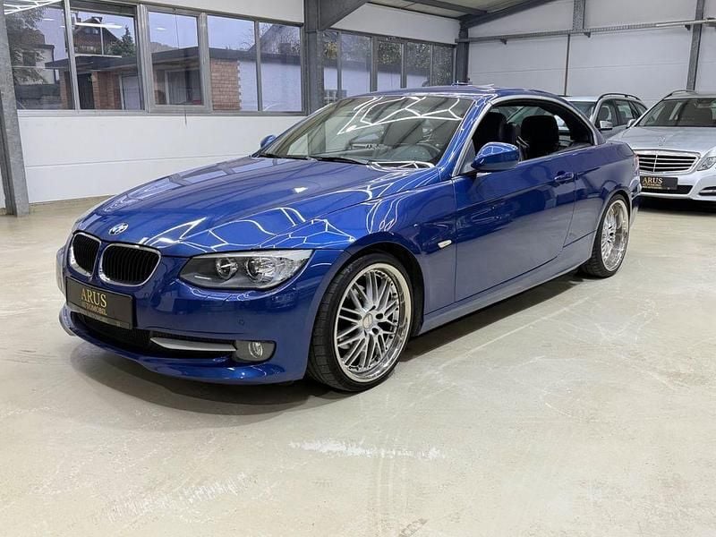 Blau Gebraucht 2011 BMW 320 Cabriolet Performance Cabrio | 6.950 € (Superpreis) - Bild 1/4