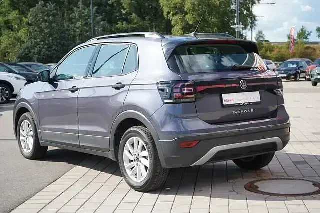 Gebraucht VW T-Cross Life 150 PS (110 kW) 2023 Grau SUV