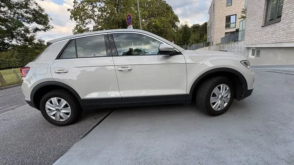 Gebraucht VW T-Roc 110 PS (80 kW) 2022 Grau SUV