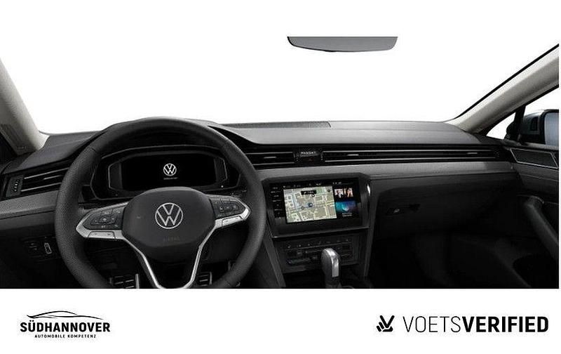 Gebraucht VW Passat Alltrack 200 PS (147 kW) 2024 Weiß Kombi