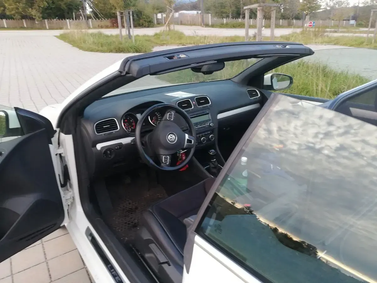 Gebraucht VW Golf Cabriolet Life 122 PS (89 kW) 2013 Weiß Cabrio