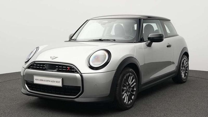 Grau Gebraucht 2024 Mini Cooper S Classic Kleinwagen | 27.183 € (Guter Preis) - Bild 1/4