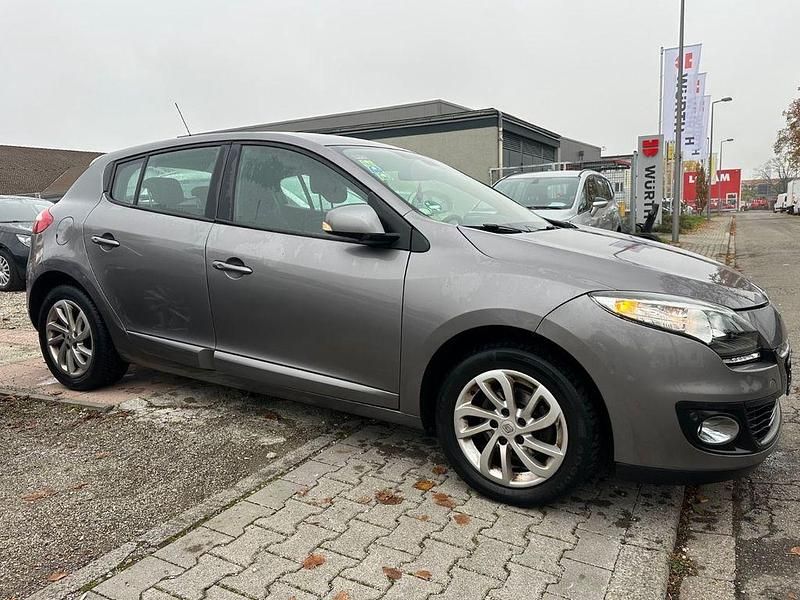 Grau Gebraucht 2013 Renault Mégane Initiale Paris Limousine | 3.390 € (Guter Preis) - Bild 1/4