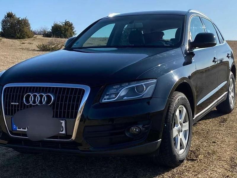 Schwarz Gebraucht 2009 Audi Q5 SUV | 9.000 € - Bild 1/4