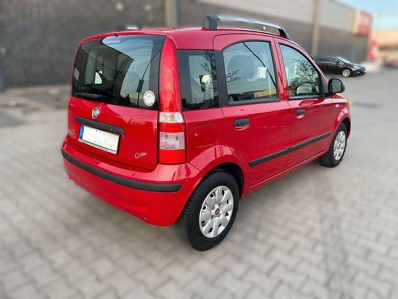 Gebraucht Fiat Panda Dynamic 69 PS (50 kW) 2011 Rot Kleinwagen