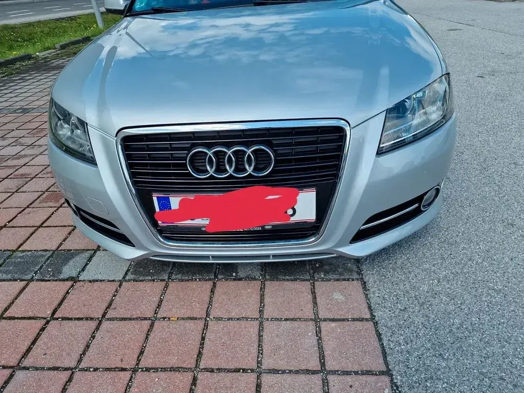 Gebraucht Audi A3 Ambition 102 PS (75 kW) 2010 Silber Kleinwagen