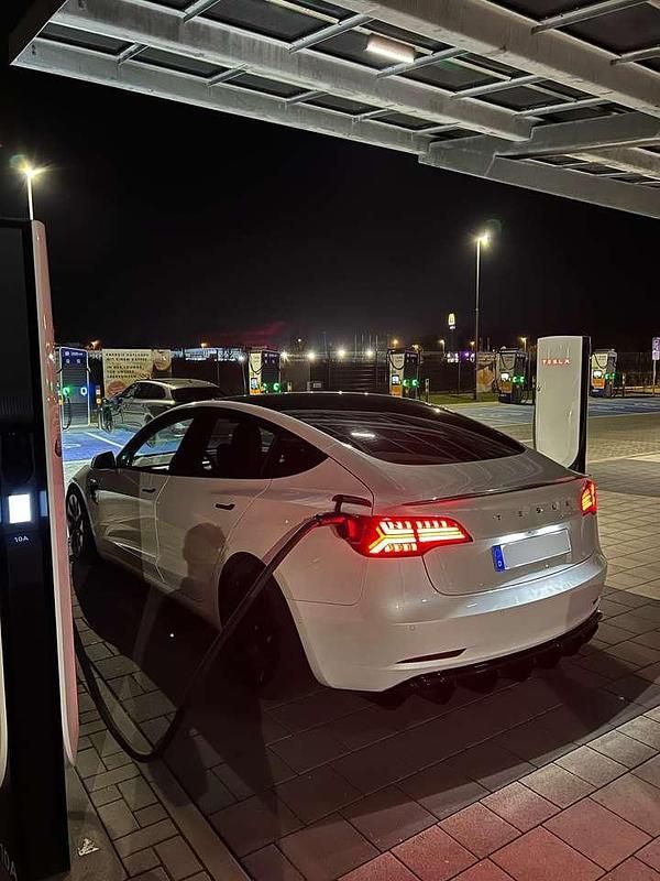 Gebraucht Tesla Model 3 Standard Range Plus 225 kW (306 PS) 2021 Limousine