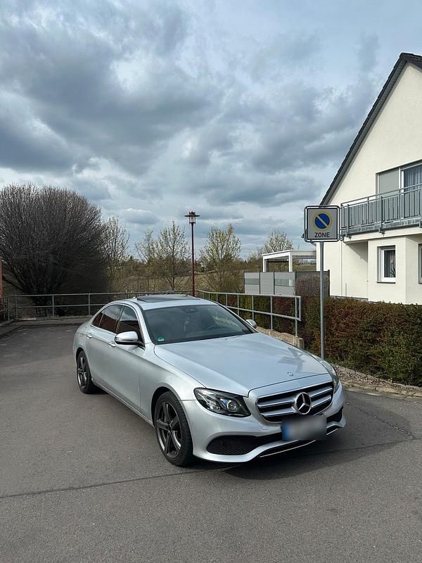 Second-hand Mercedes E400 333 CP (244 kW) 2016 Berlinǎ