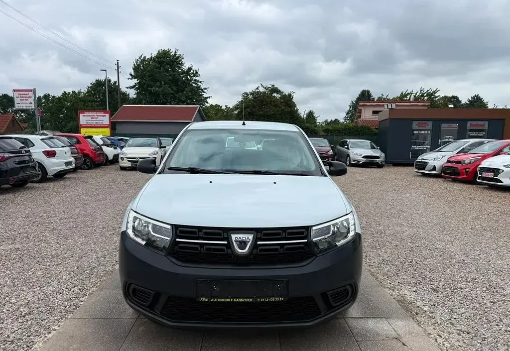 Gebraucht Dacia Sandero Acces 73 PS (53 kW) 2018 Weiß Limousine
