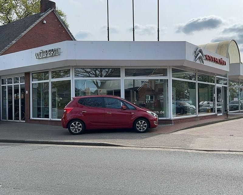 Gebraucht Hyundai ix20 Space 125 PS (91 kW) 2019 Rot Kleinwagen