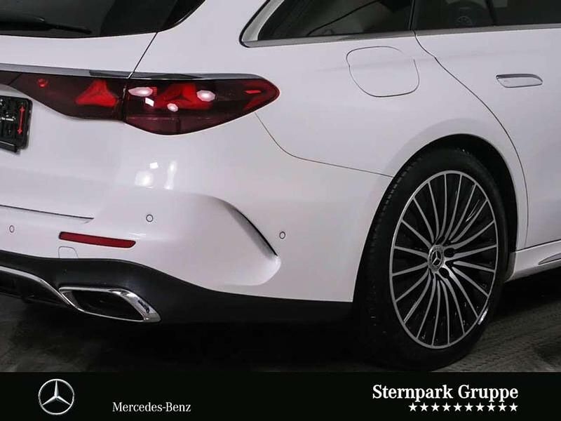 Gebraucht Mercedes E300 AMG 313 PS (230 kW) 2025 Unilack polarweiß Kombi