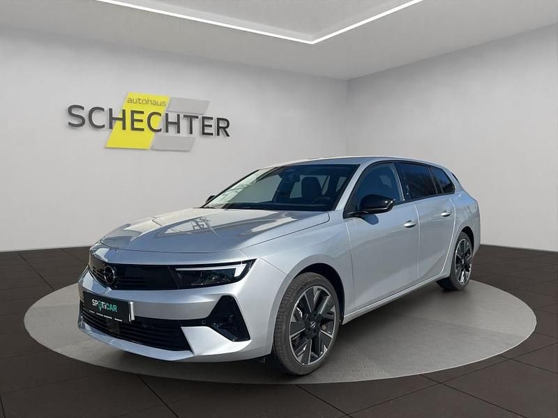 Kristall silber metallic Gebraucht 2024 Opel Astra Kombi | 38.990 € - Bild 1/1