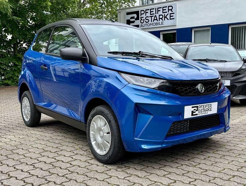 Neu Aixam Crossline Pack 2025 Saphirblau Kleinwagen