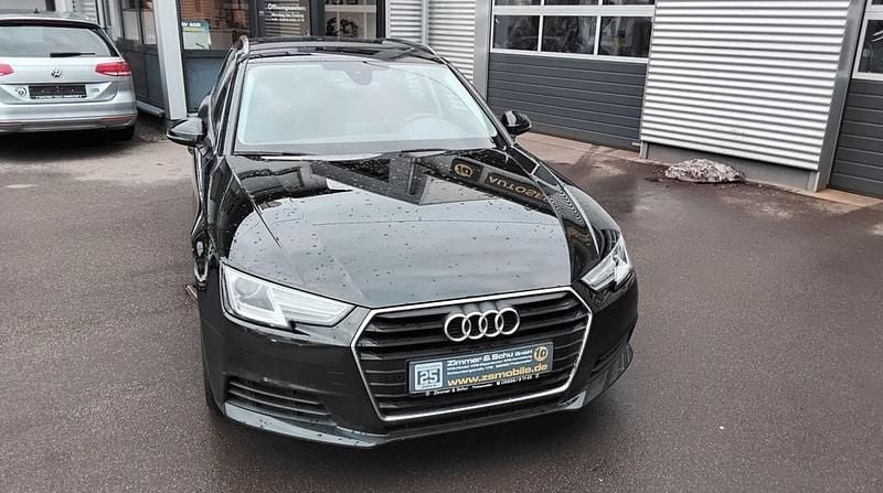 Gebraucht Audi A4 Basis 190 PS (139 kW) 2019 Schwarz Kombi