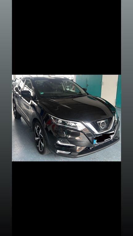 Schwarz Gebraucht 2018 Nissan Qashqai Tekna SUV | 16.000 € (Fairer Preis) - Bild 1/4