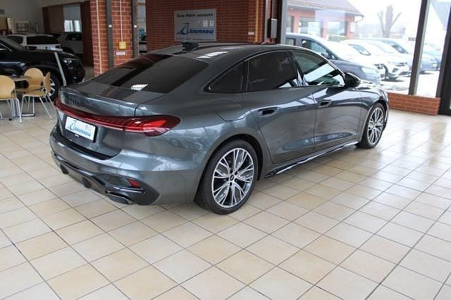 Gebraucht Audi A5 Ambiente 204 PS (150 kW) 2025 Limousine