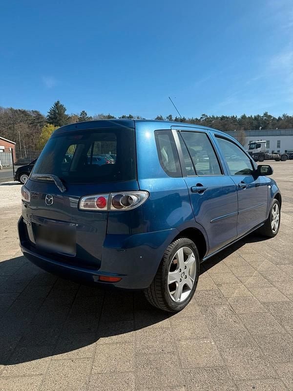 Gebraucht Mazda 2 80 PS (58 kW) 2006 Blau Kleinwagen