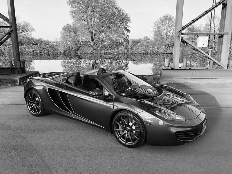 Gebraucht McLaren MP4-12C 625 PS (459 kW) 2013 Grau Cabrio
