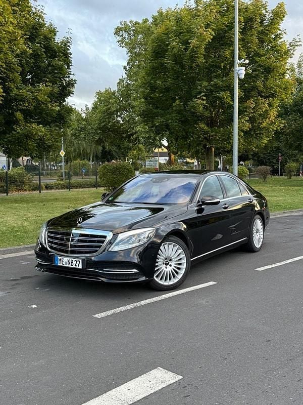 Schwarz Gebraucht 2017 Mercedes S350 Limousine | 40.000 € (Superpreis) - Bild 1/4