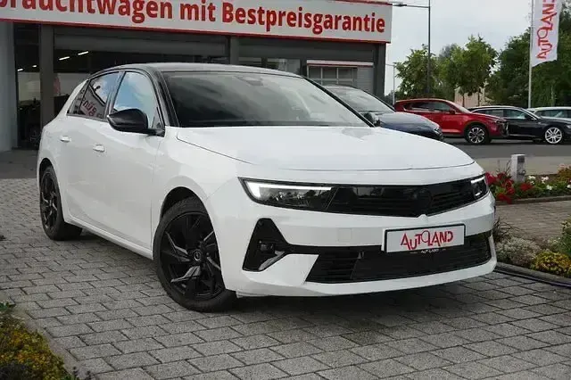 Gebraucht Opel Astra GS Line 131 PS (96 kW) 2023 Weiß Kleinwagen
