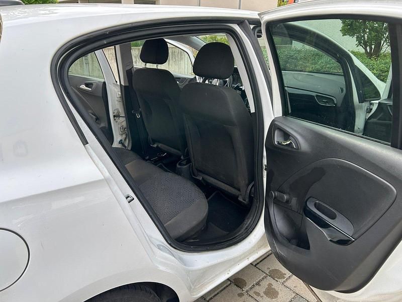 Gebraucht Opel Corsa 101 PS (74 kW) 2018 Weiß Kleinwagen