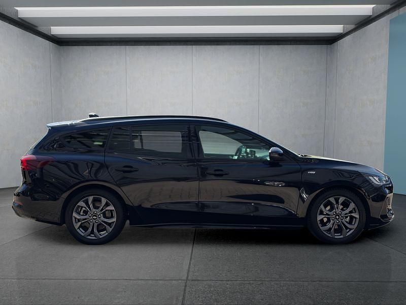 Gebraucht Ford Focus ST-Line X 155 PS (114 kW) 2024 Schwarz Kombi