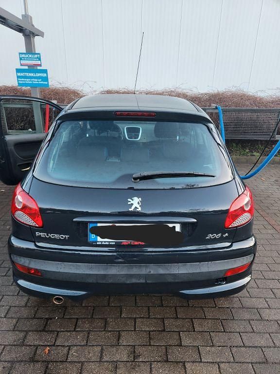 Gebraucht Peugeot 206+ 60 PS (44 kW) 2012 Blau Kleinwagen