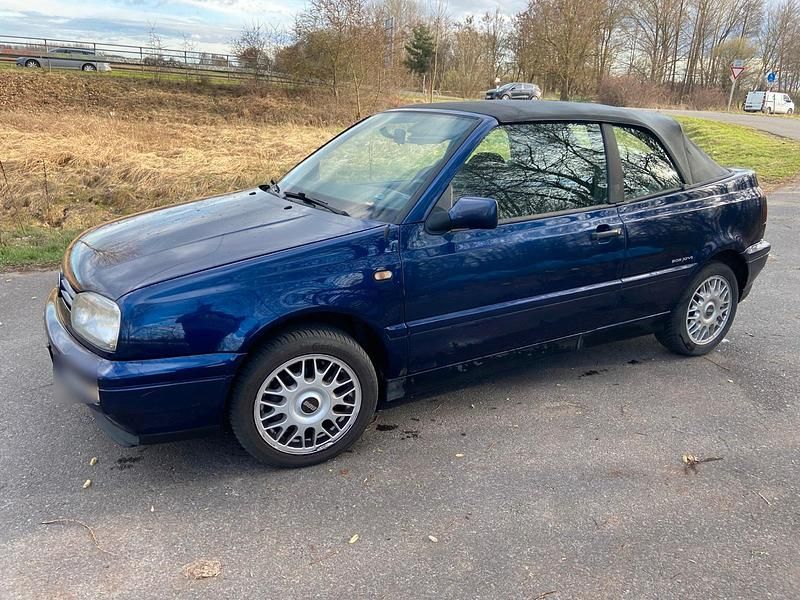 Gebraucht VW Golf Cabriolet 90 PS (66 kW) 1996 Blau Cabrio