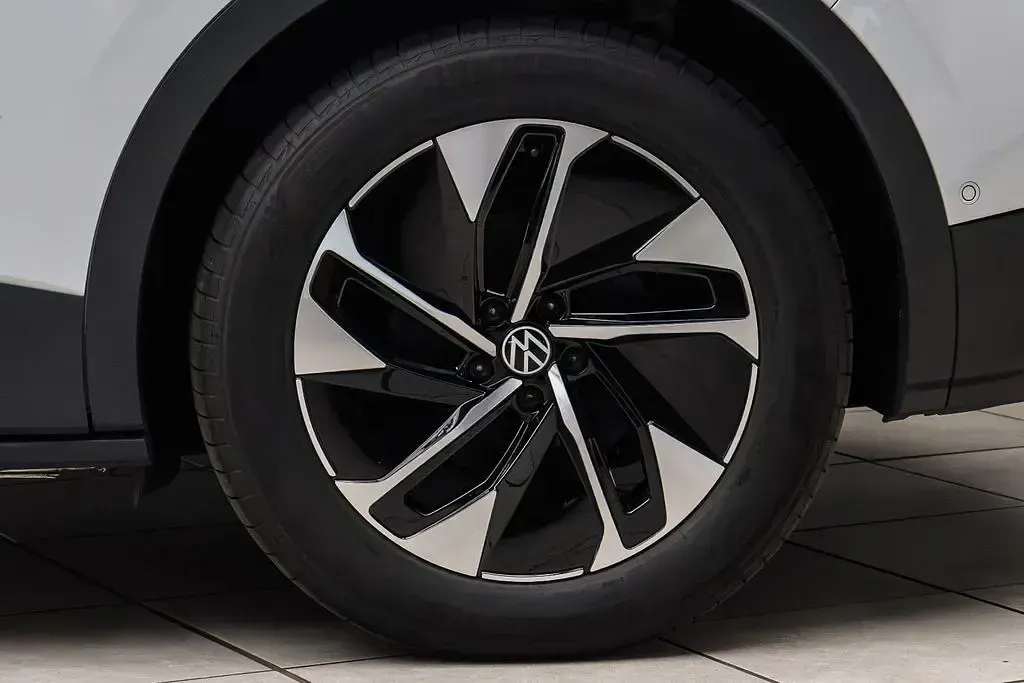 Gebraucht VW ID.4 Pro 210 kW (286 PS) 2025 Weiß SUV