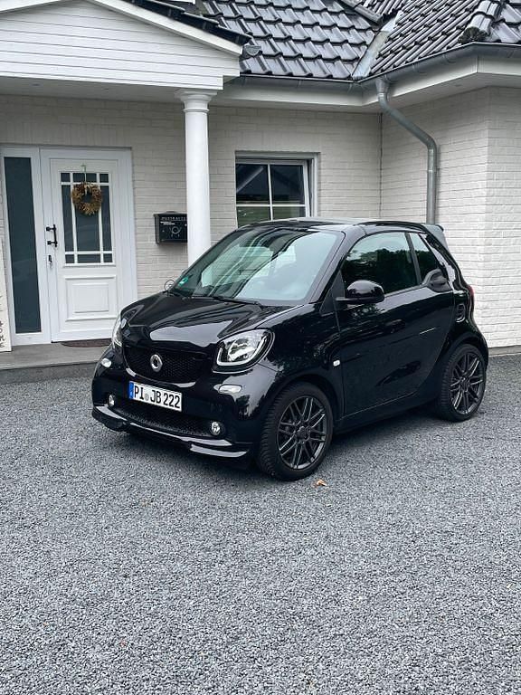 Schwarz Gebraucht 2018 Smart ForTwo Cabrio Brabus Cabrio | 15.399 € (Guter Preis) - Bild 1/4