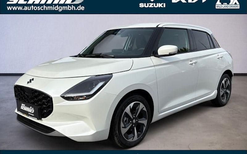 Weiß Neu 2025 Suzuki Swift Comfort+ Kleinwagen | 19.490 € - Bild 1/4