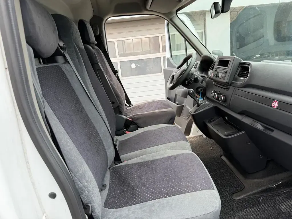 Gebraucht Renault Master 150 PS (110 kW) 2022 Weiß Van / Kleinbus