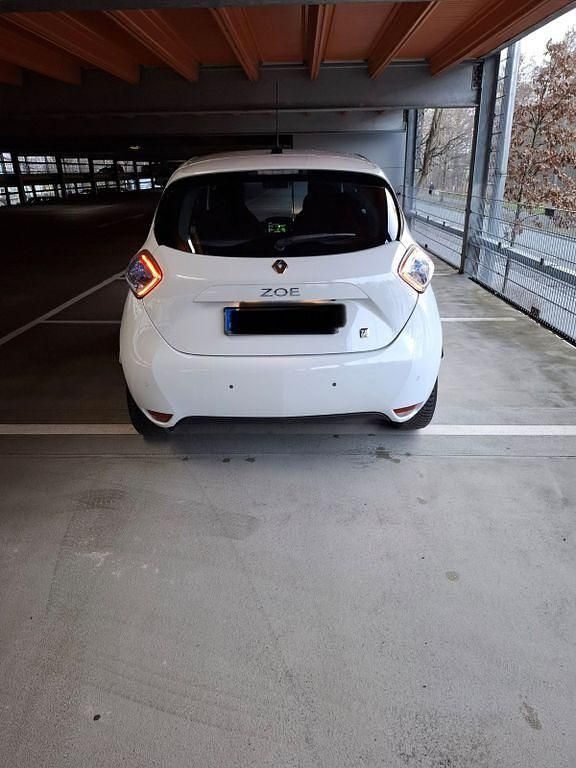Gebraucht Renault Zoe 64 kW (88 PS) 2013 Weiß Kleinwagen