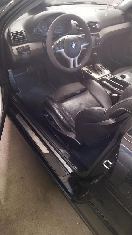 Gebraucht BMW 325 197 PS (144 kW) 2002 Blau Coupé