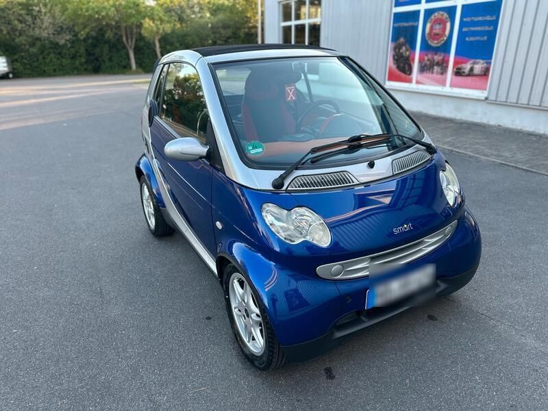 Blau Gebraucht 2002 Smart ForTwo Cabrio Cabrio | 2.600 € - Bild 1/4